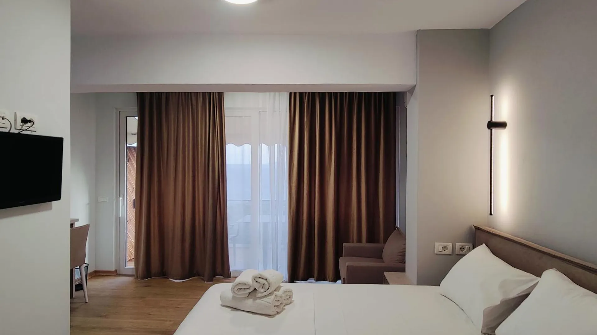 Εξοχικό σπίτι Lofos ξενώνας Χειμάρρα Αλβανία